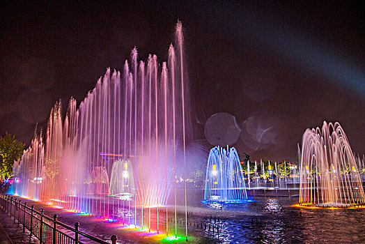 音樂(lè )噴泉的文化內涵與地域特色